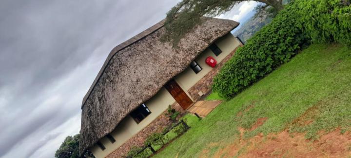 Вилла Phezulu Safari Park Botha's Hill Экстерьер фото
