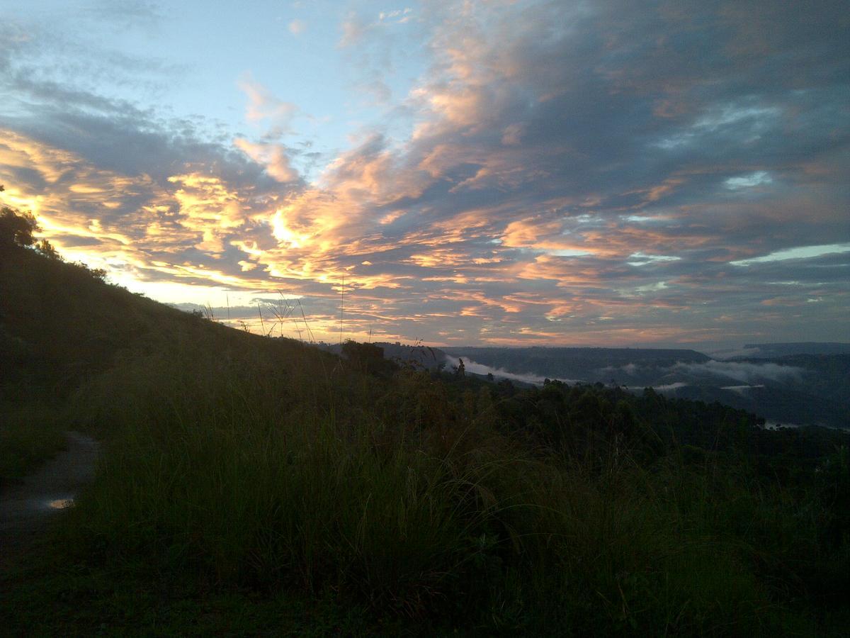 Вилла Phezulu Safari Park Botha's Hill Экстерьер фото